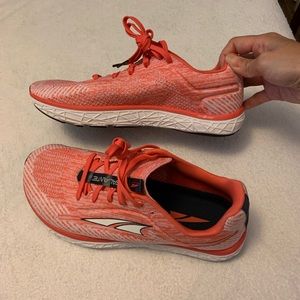 NEW Altra Escalante 2 Women’s Shoes - 6.5
